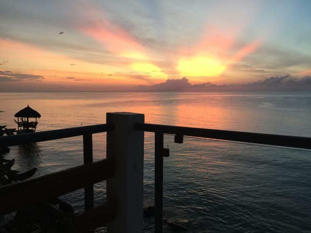 La Bella Beach House Boljoon 外观 照片